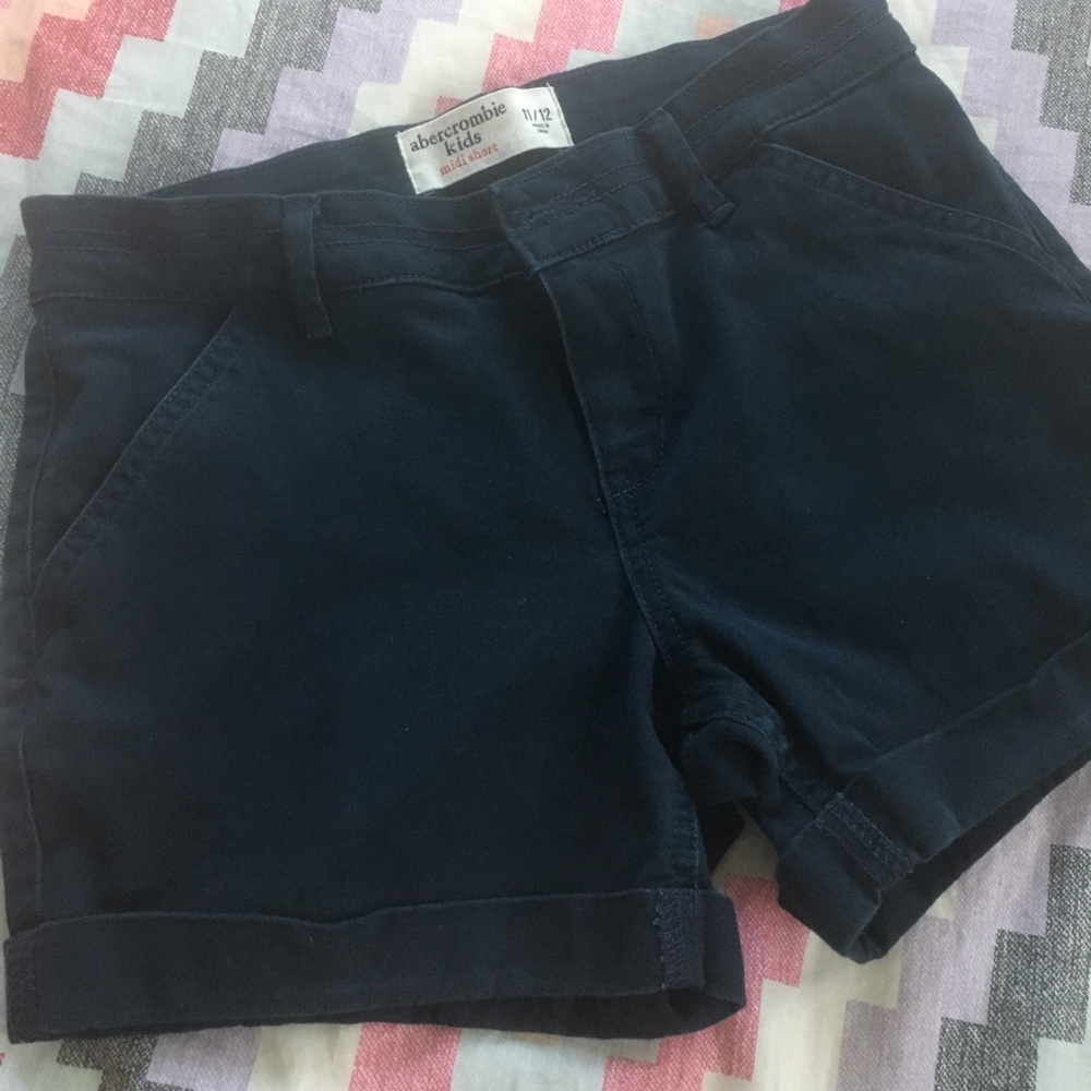 Girl navy-Twill midi-shorts.